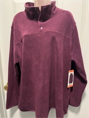 Women’s  Burgundy Fleece Pullover - Unbranded